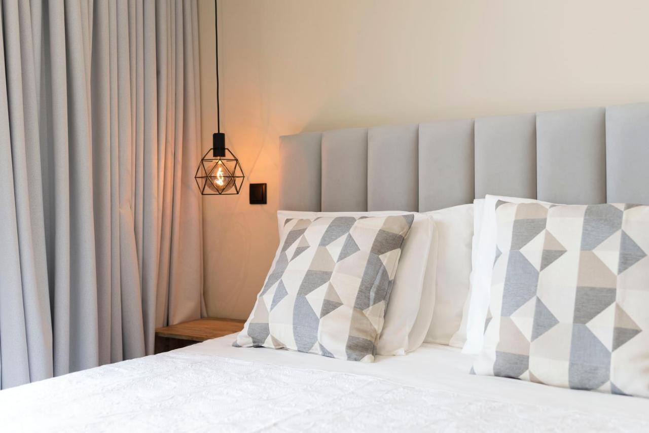 Doispontozero Julio Dinis Apartment Porto Bagian luar foto